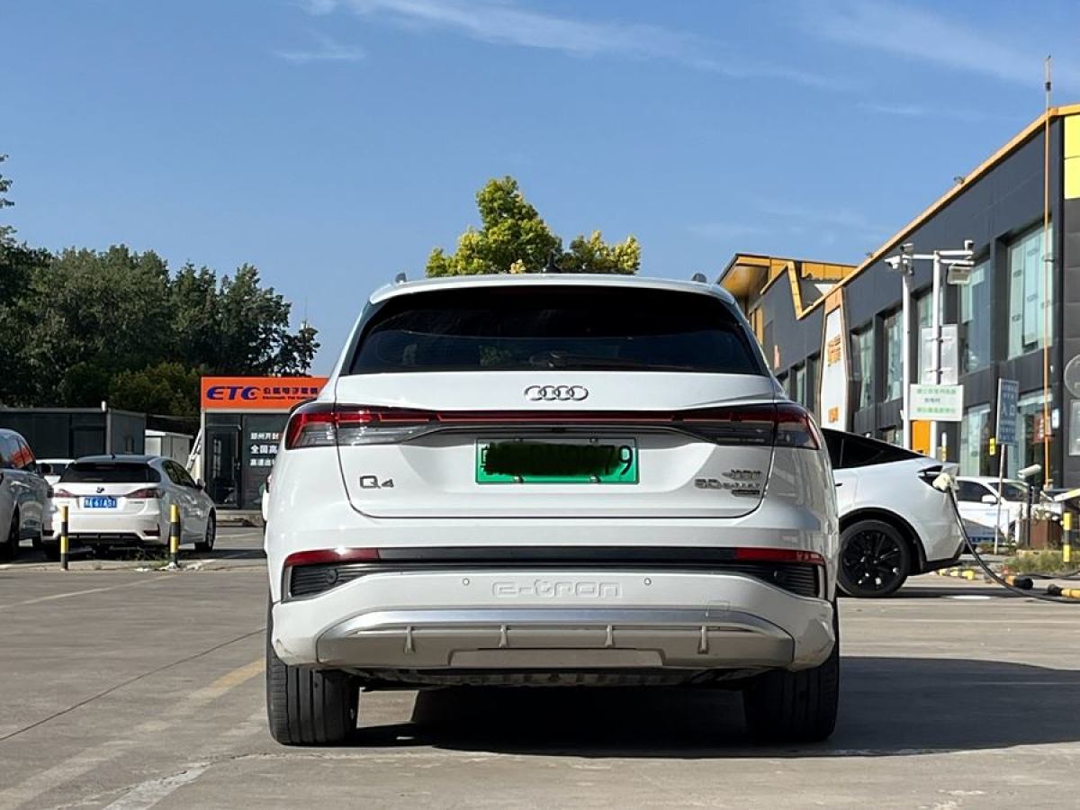 2023年4月奧迪 奧迪Q4 e-tron  2023款 50 e-tron quattro 創(chuàng)境版