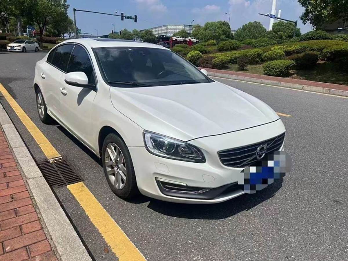 2018年5月沃爾沃 S60L  2018款 T3 智進(jìn)進(jìn)取版