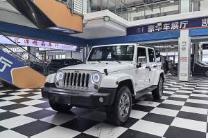 牧马人 Jeep 3.0L Sahara 四门舒享版