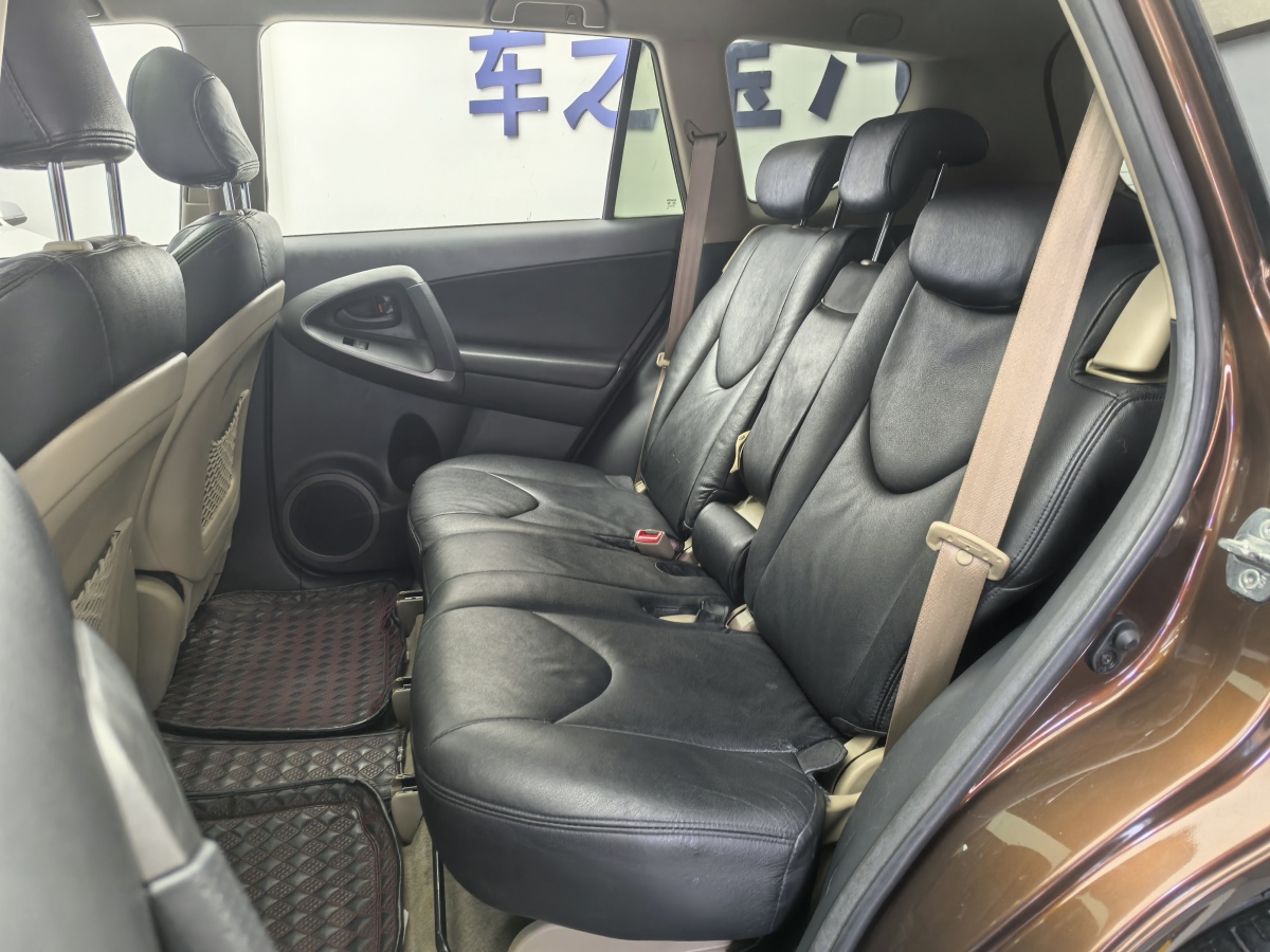 豐田 RAV4  2012款 2.0 四驅(qū)炫裝版圖片