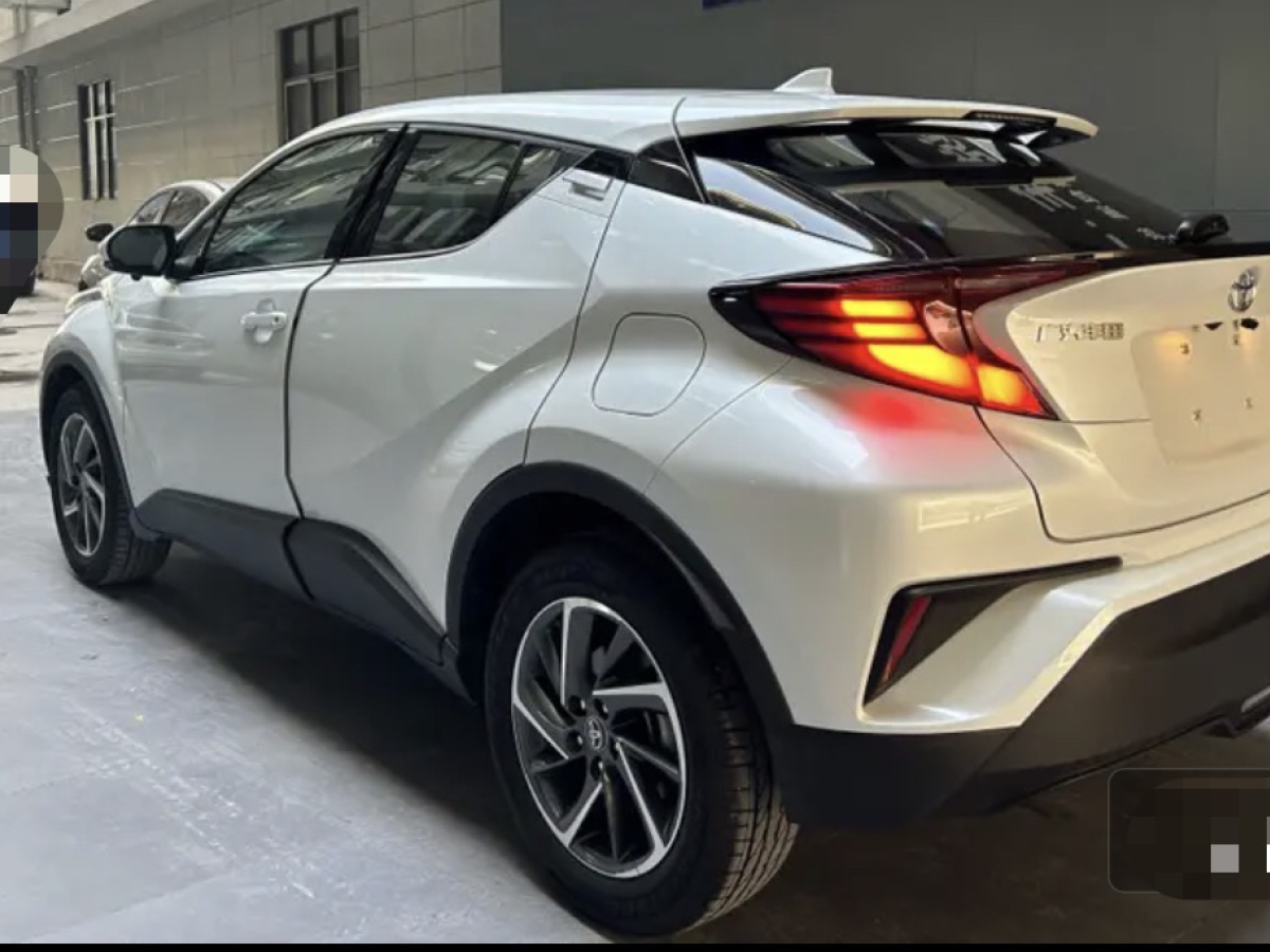 豐田 C-HR  2021款 2.0L 豪華版圖片