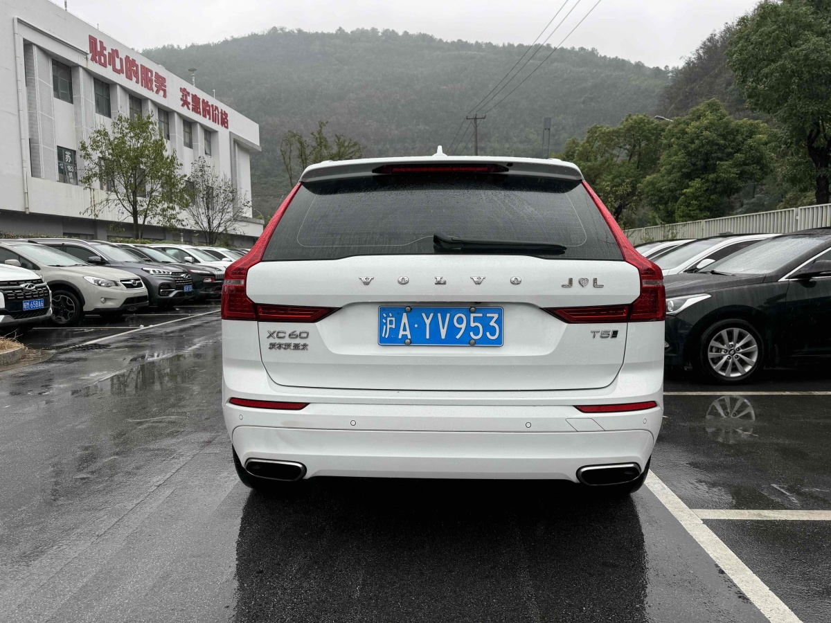 沃爾沃 XC60  2019款  T5 四驅(qū)智遠(yuǎn)版 國VI圖片