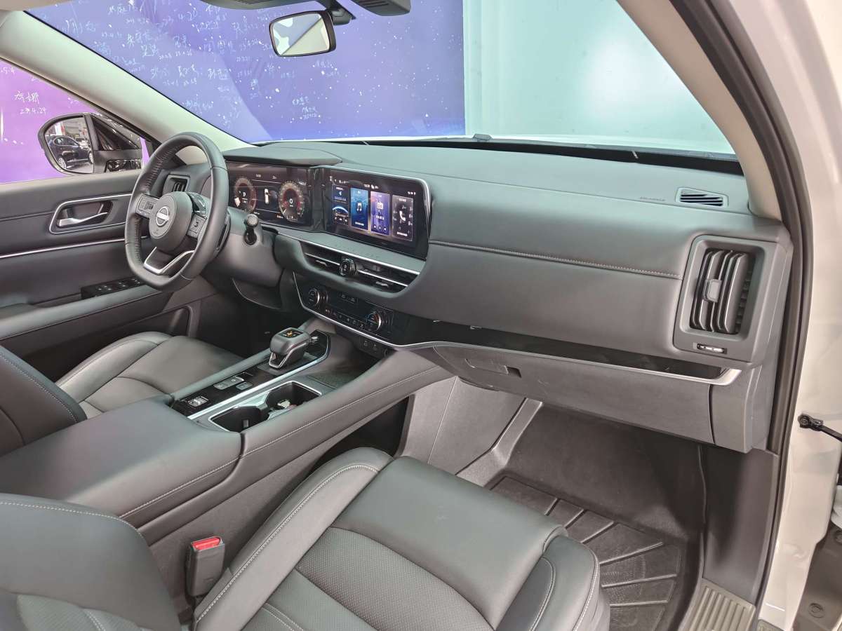 日產(chǎn) 探陸  2024款 380VC-TURBO 兩驅(qū)智尚版 7座圖片