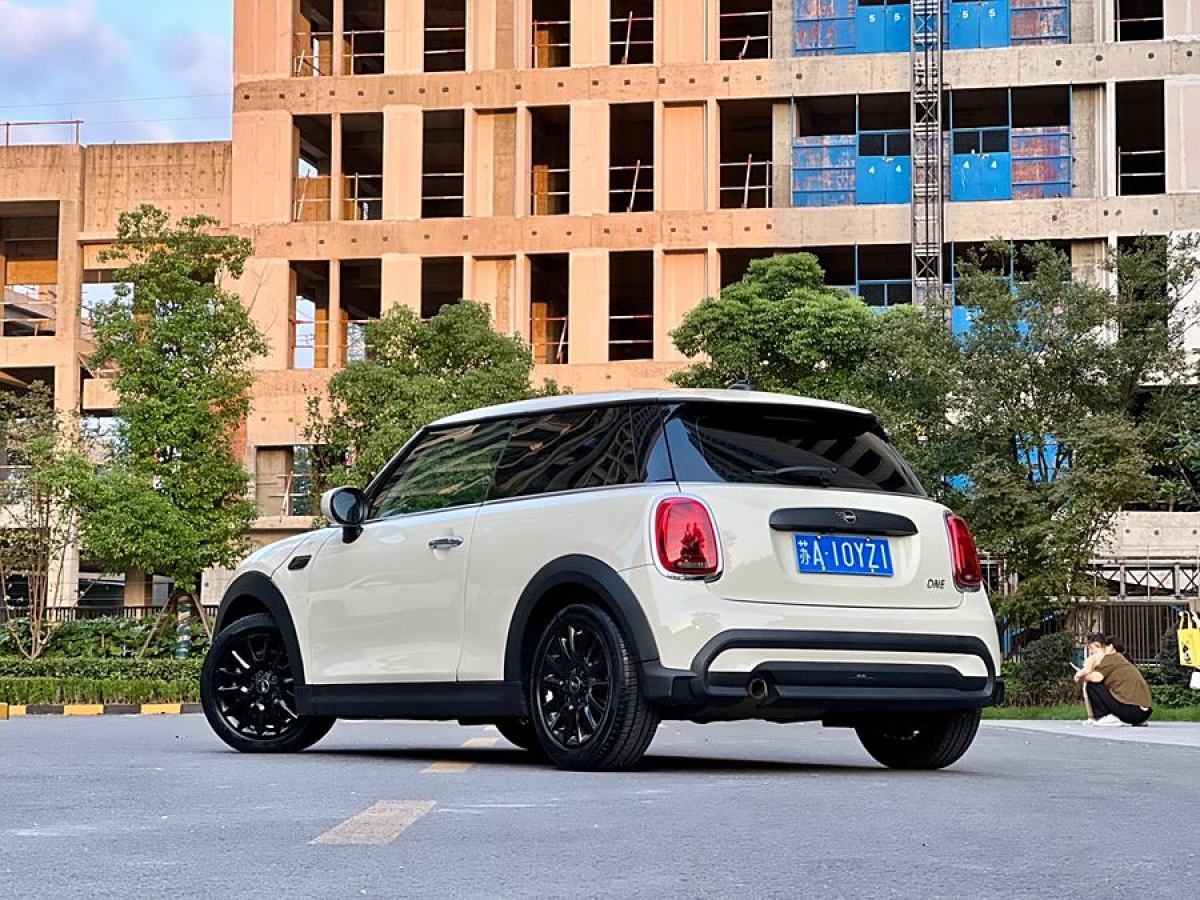 2021年6月MINI CLUBMAN  2022款 改款 1.5T ONE