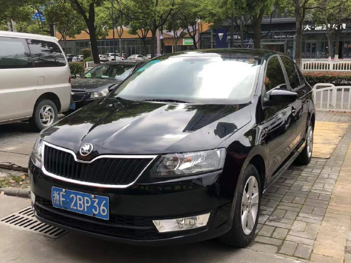 斯柯達(dá) 昕動(dòng)  2014款 1.6L 手動(dòng)樂享版圖片