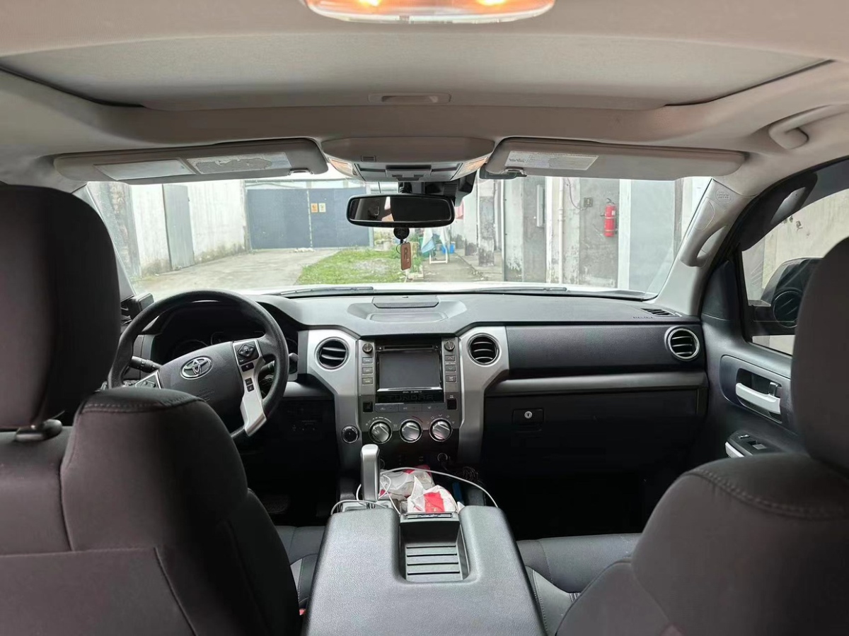 丰田 坦途  2015款 5.7 Limited 四驱 CrewMax 美规版图片