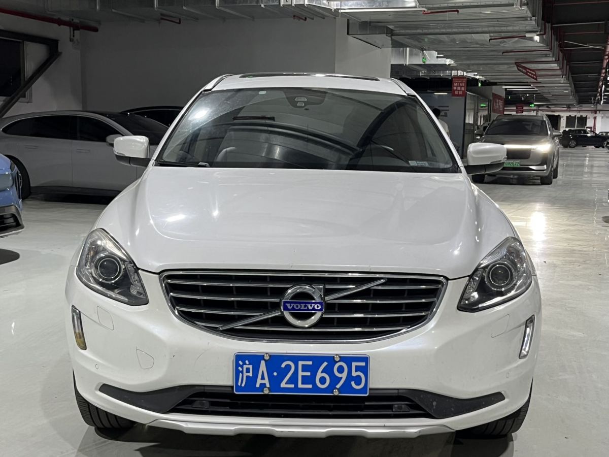 沃爾沃 XC60  2016款 T5 智進(jìn)版圖片