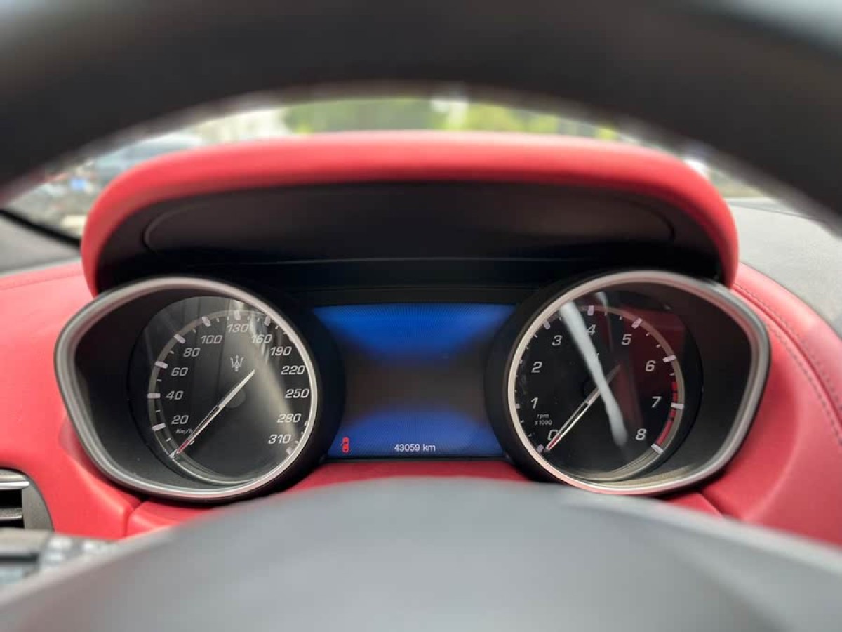 瑪莎拉蒂 Levante  2019款 3.0T 350Hp 標準版 國VI圖片