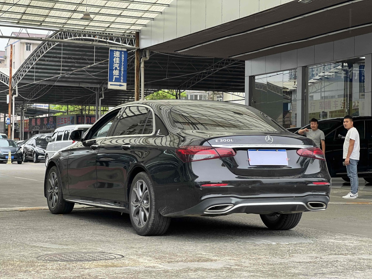 奔馳 奔馳E級  2021款 改款 E 300 L 運(yùn)動豪華型圖片