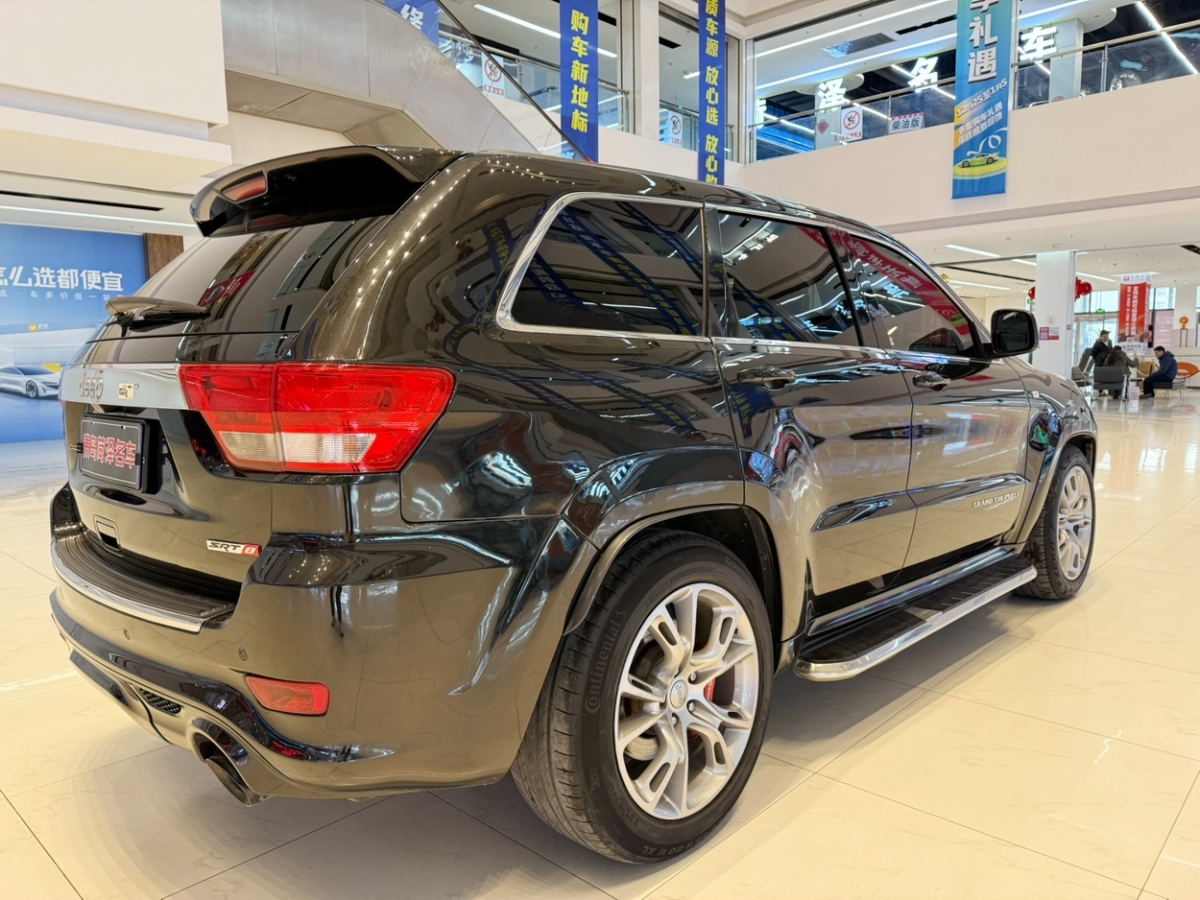 Jeep 大切諾基 SRT  2012款 6.4L SRT8圖片