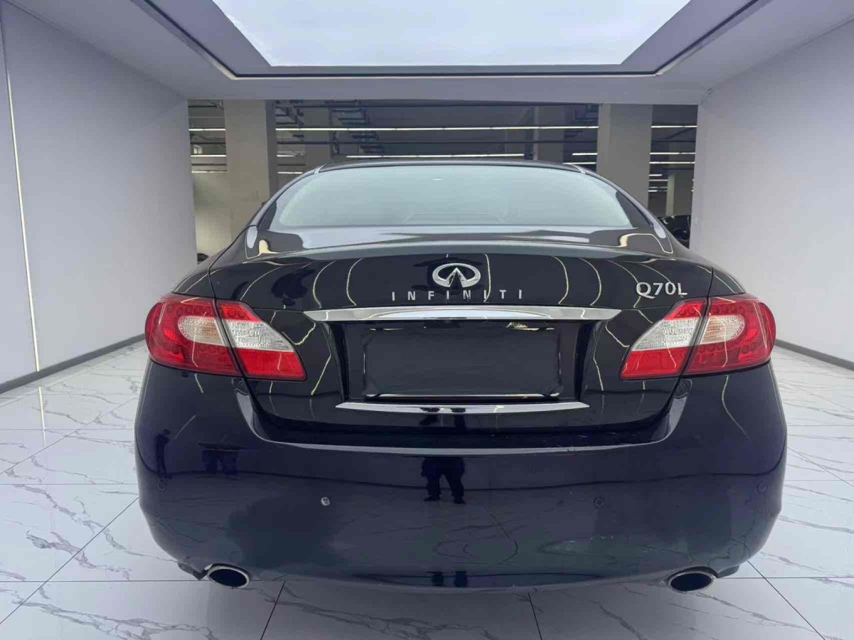 英菲尼迪 Q70  2013款 Q70L 2.5L 舒適版圖片