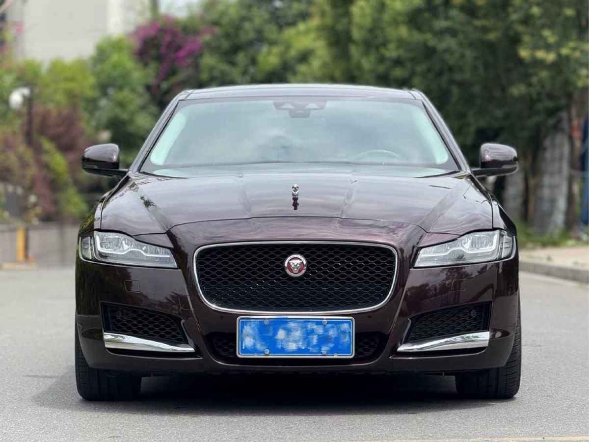 捷豹 XFL  2018款 XFL 2.0T 250PS 豪華版圖片