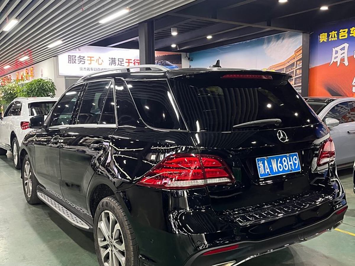 2018年5月奔馳 奔馳GLE  2017款 GLE 320 4MATIC 動(dòng)感型