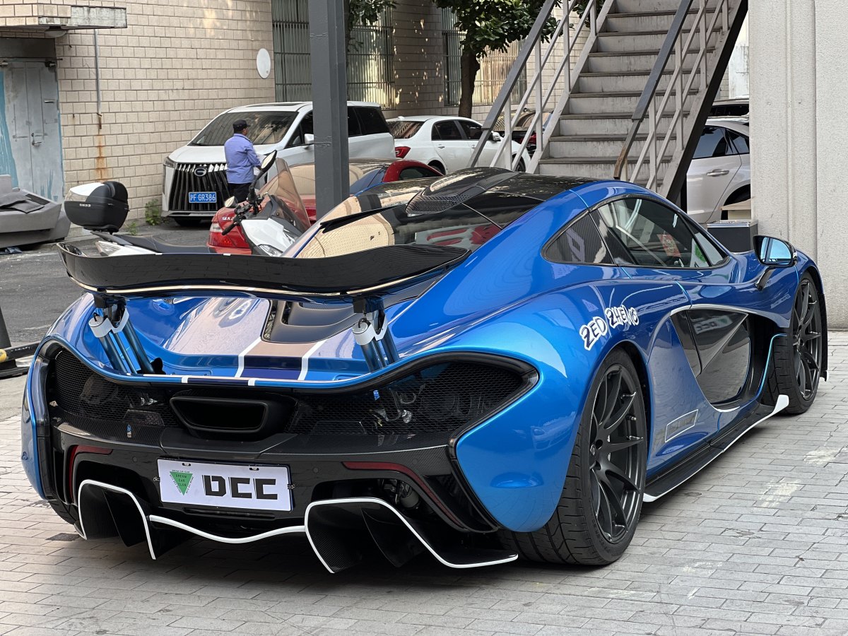 邁凱倫 P1  2014款 3.8T 標(biāo)準(zhǔn)型圖片