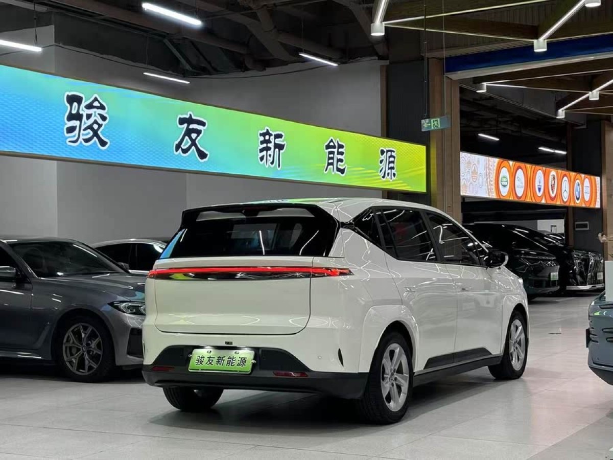 合創(chuàng) 合創(chuàng)Z03  2022款 510km 潮享版 135kW 64.23kWh圖片