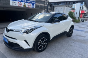 C-HR 丰田 2.0L 豪华版