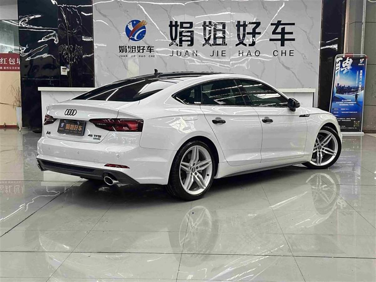 奧迪 奧迪A5  2019款 Sportback 45 TFSI 運(yùn)動(dòng)型圖片