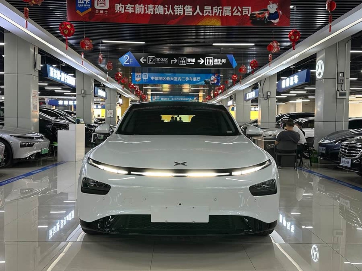 小鵬 P7  2022款 670N+圖片