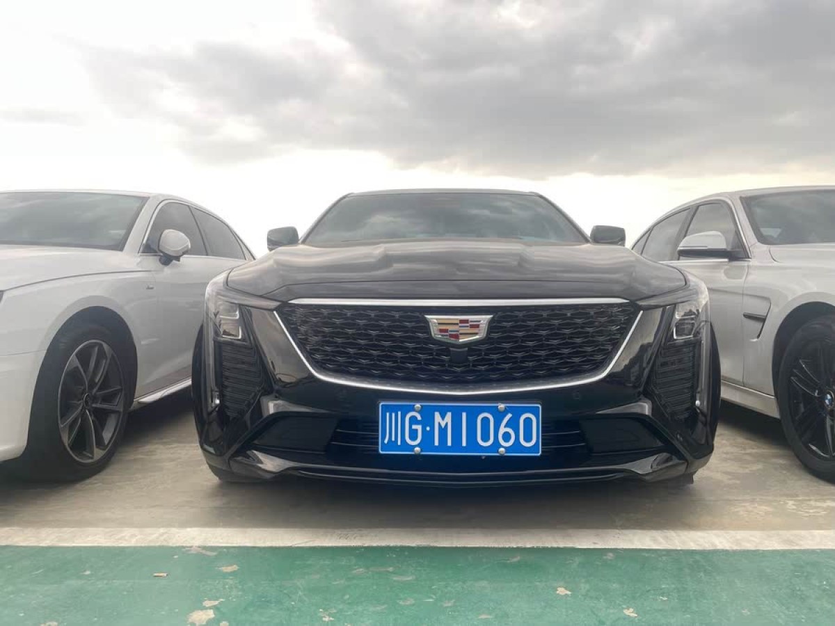 凱迪拉克 CT5  2023款 28T 豪華型（標(biāo)準(zhǔn)版）圖片