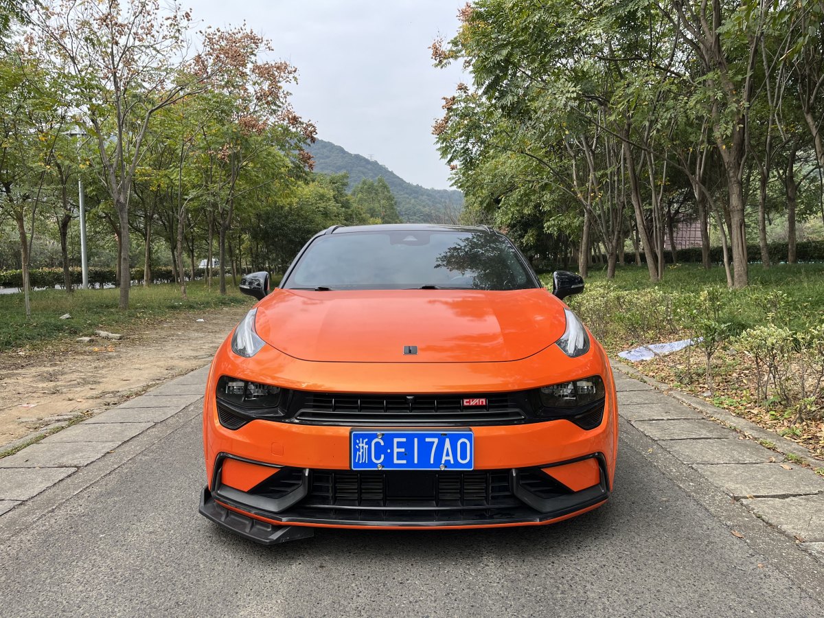 領(lǐng)克 領(lǐng)克02 Hatchback  2021款 2.0TD Halo 駕控套件版圖片