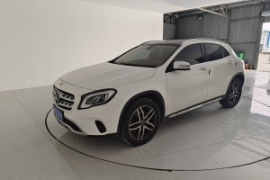 奔馳GLA 奔馳 GLA 200 時(shí)尚型