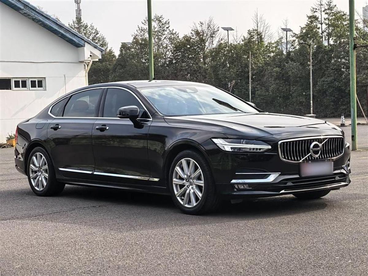 沃爾沃 S90  2020款 改款 T5 智遠(yuǎn)豪華版圖片