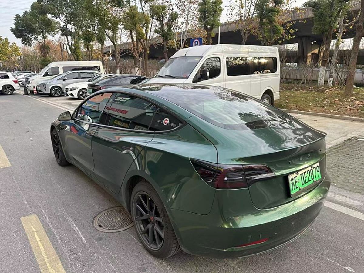 特斯拉 Model 3  2021款 改款 標(biāo)準(zhǔn)續(xù)航后驅(qū)升級(jí)版圖片