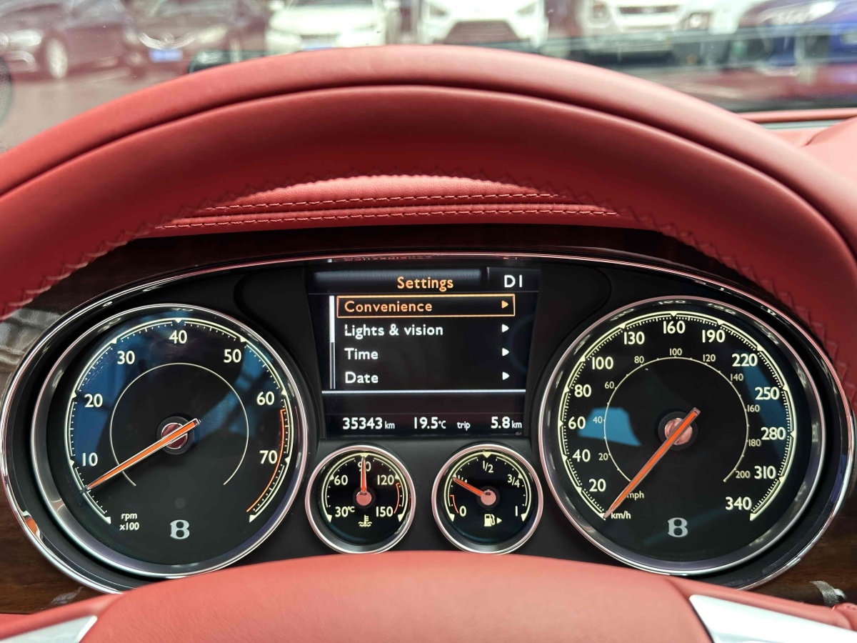 2018年4月宾利 欧陆  2017款 4.0T GT V8 S 标准版