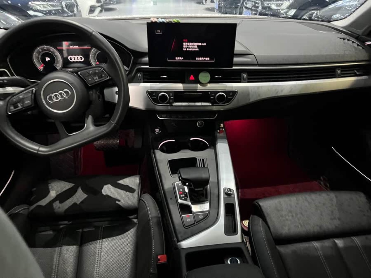 奧迪 奧迪A4L  2022款 40 TFSI 豪華動(dòng)感型圖片