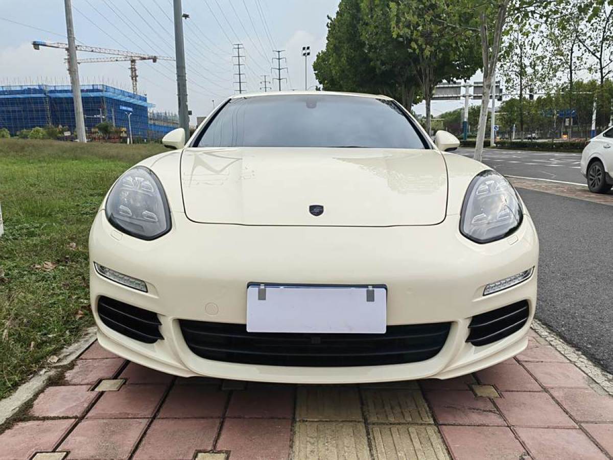 2016年4月保時(shí)捷 Panamera  2014款 Panamera 4S Executive 3.0T