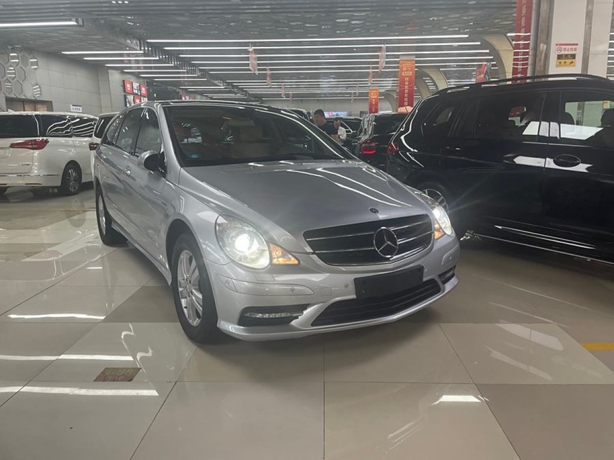 奔馳 奔馳R級  2010款 R 350 L 4MATIC Grand Edition圖片