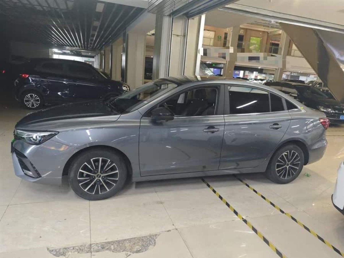 榮威 i5  2021款 改款 1.5L CVT鉆石版圖片