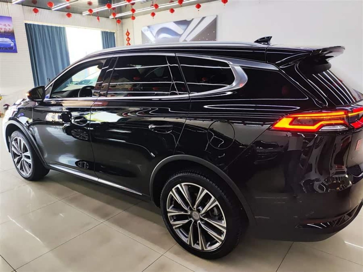 比亞迪 唐  2018款 2.0T 自動(dòng)智聯(lián)尊榮型 5座圖片