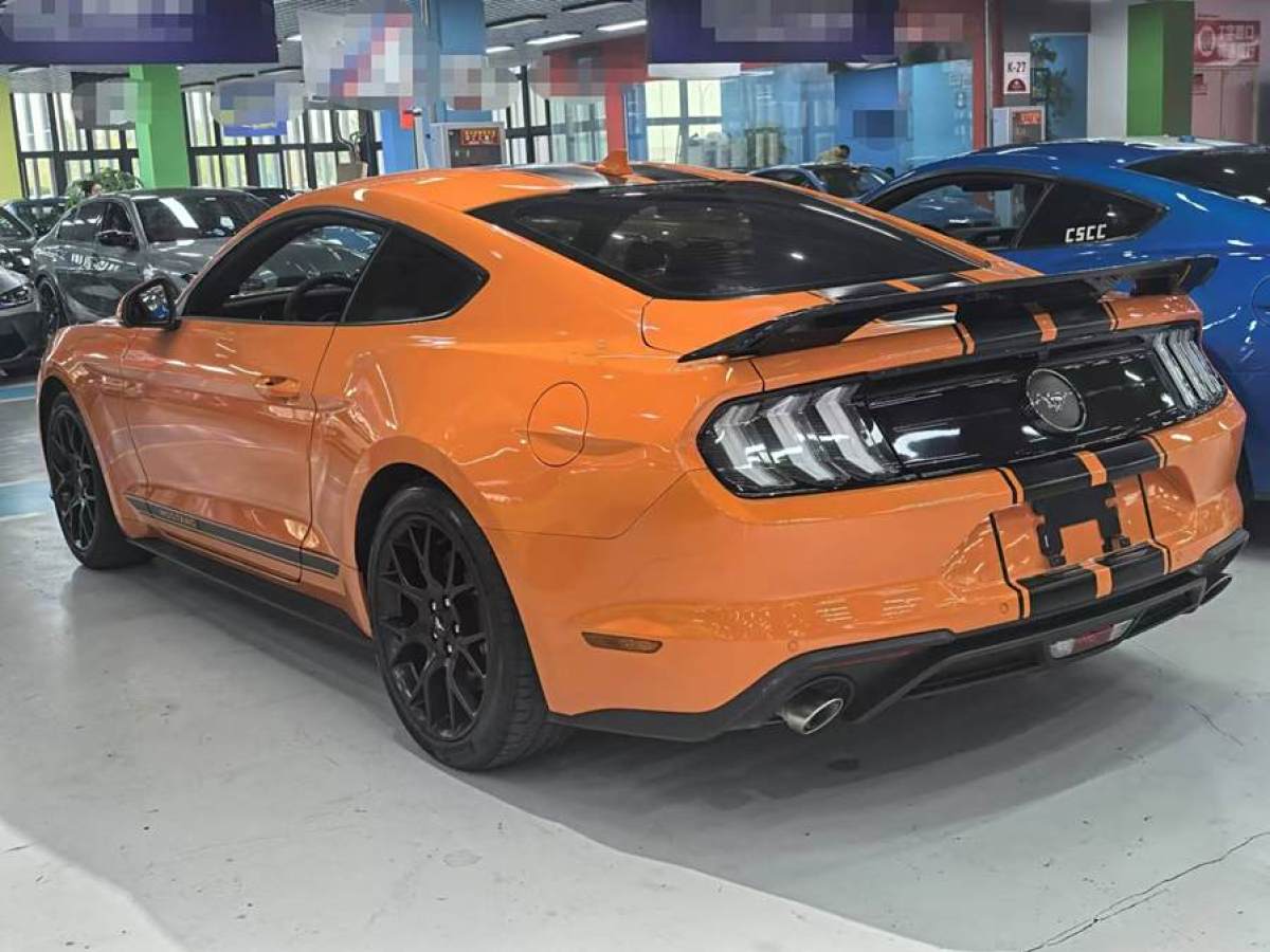 2020年2月福特 Mustang  2020款 2.3L EcoBoost 黑曜魅影特別版