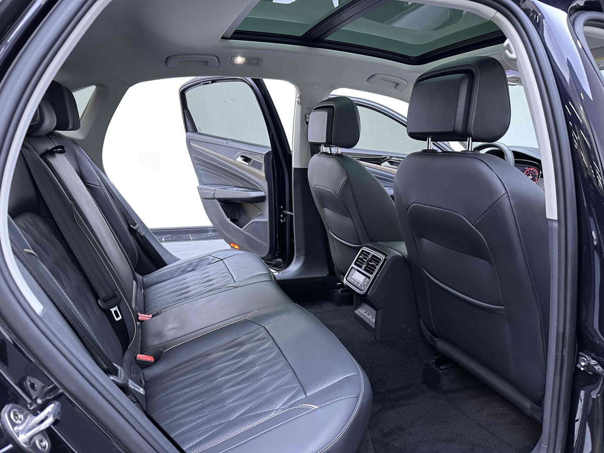 2019年9月大眾 帕薩特  2019款 330TSI 尊貴版 國V