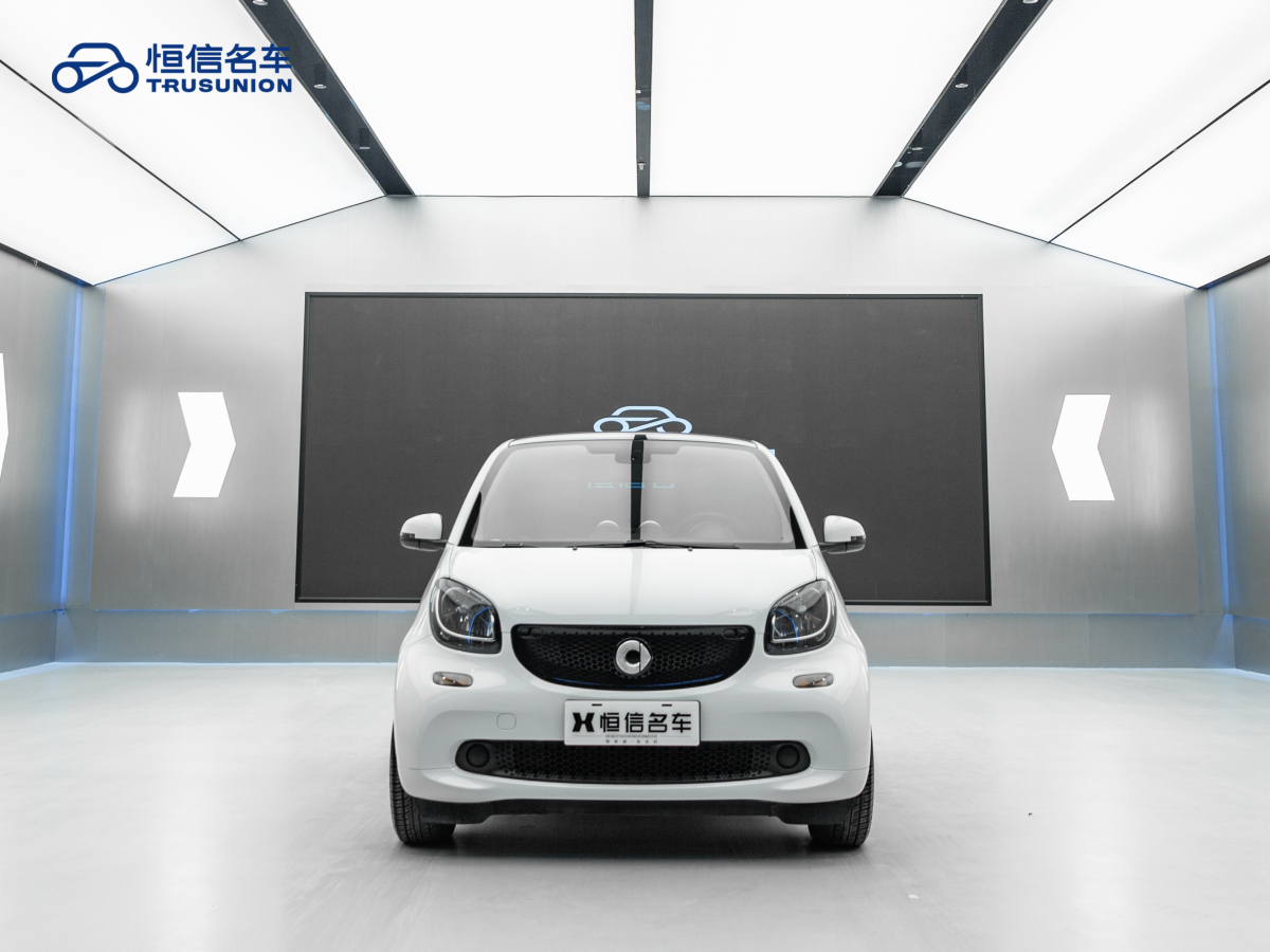 smart fortwo  2015款 1.0L 52千瓦硬頂激情版圖片