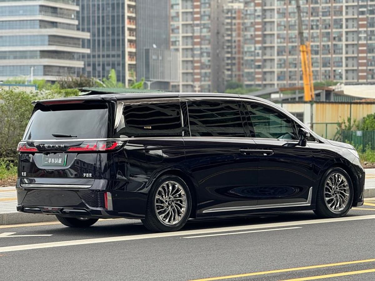 2024年5月嵐圖 夢想家  2024款 PHEV 超長續(xù)航旗艦版