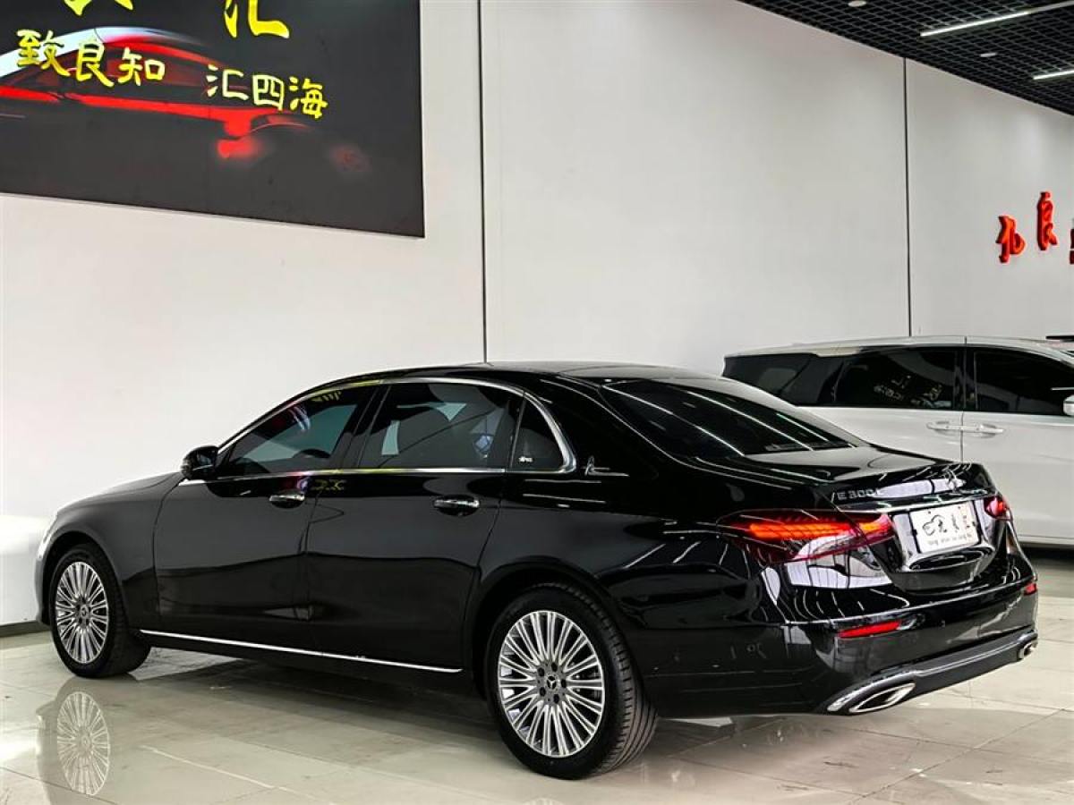 奔馳 奔馳E級  2022款 改款 E 300 L 豪華型圖片