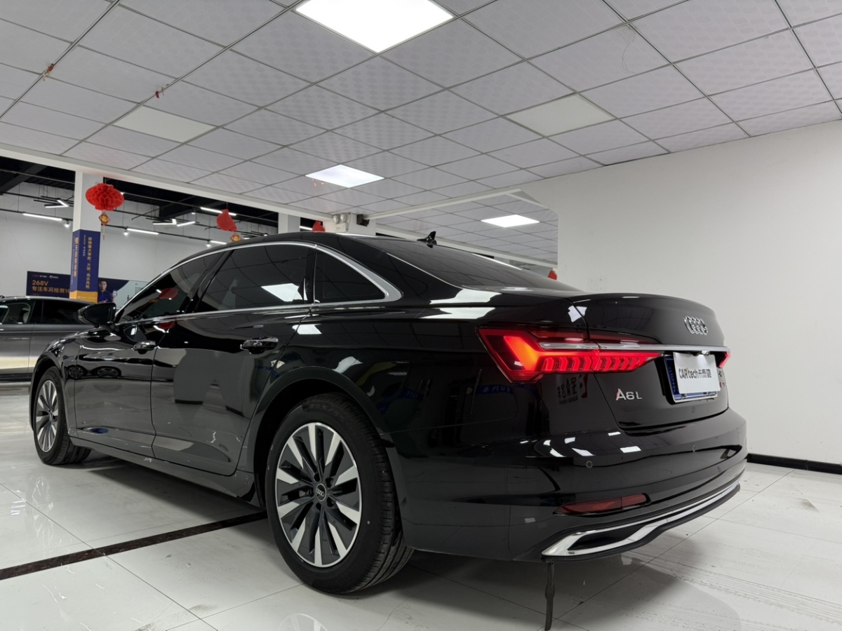 奧迪 奧迪A6L  2023款 45 TFSI 臻選致雅型圖片