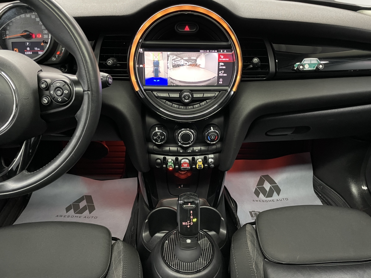 MINI COUNTRYMAN  2018款 1.5T COOPER 經(jīng)典派圖片