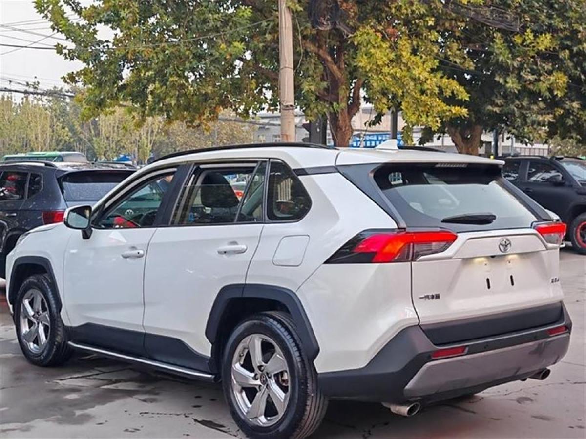 豐田 RAV4榮放  2021款 2.0L CVT兩驅(qū)風(fēng)尚版圖片