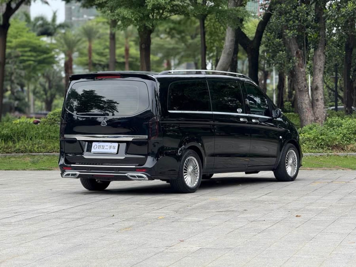奔馳 威霆  2021款 2.0T 精英版 7座圖片