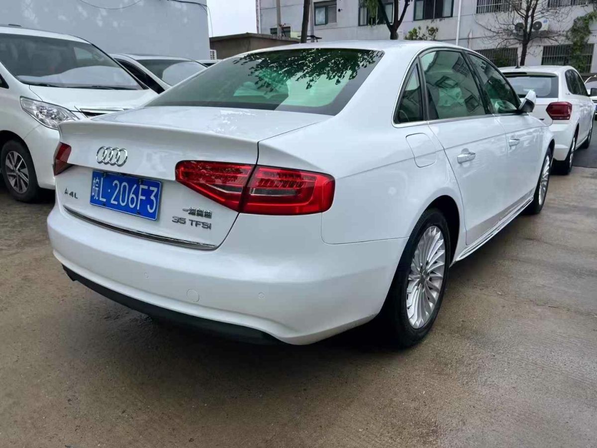 奧迪 奧迪A4L  2015款 A4L 1.8TFSI 30TFSI 舒適型圖片