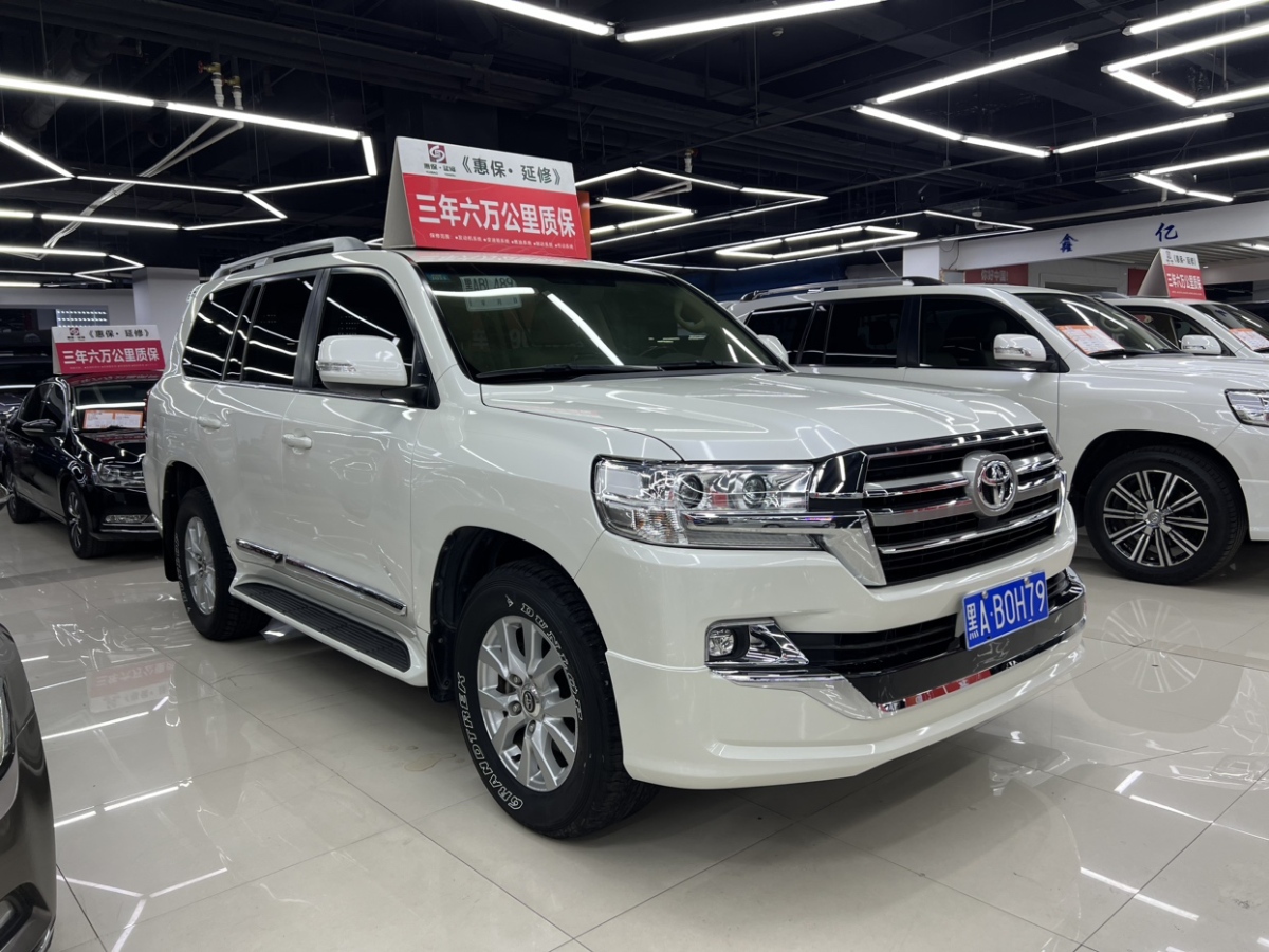 豐田 蘭德酷路澤  2018款 5.7L VX-R 12氣 底升(中東版)圖片