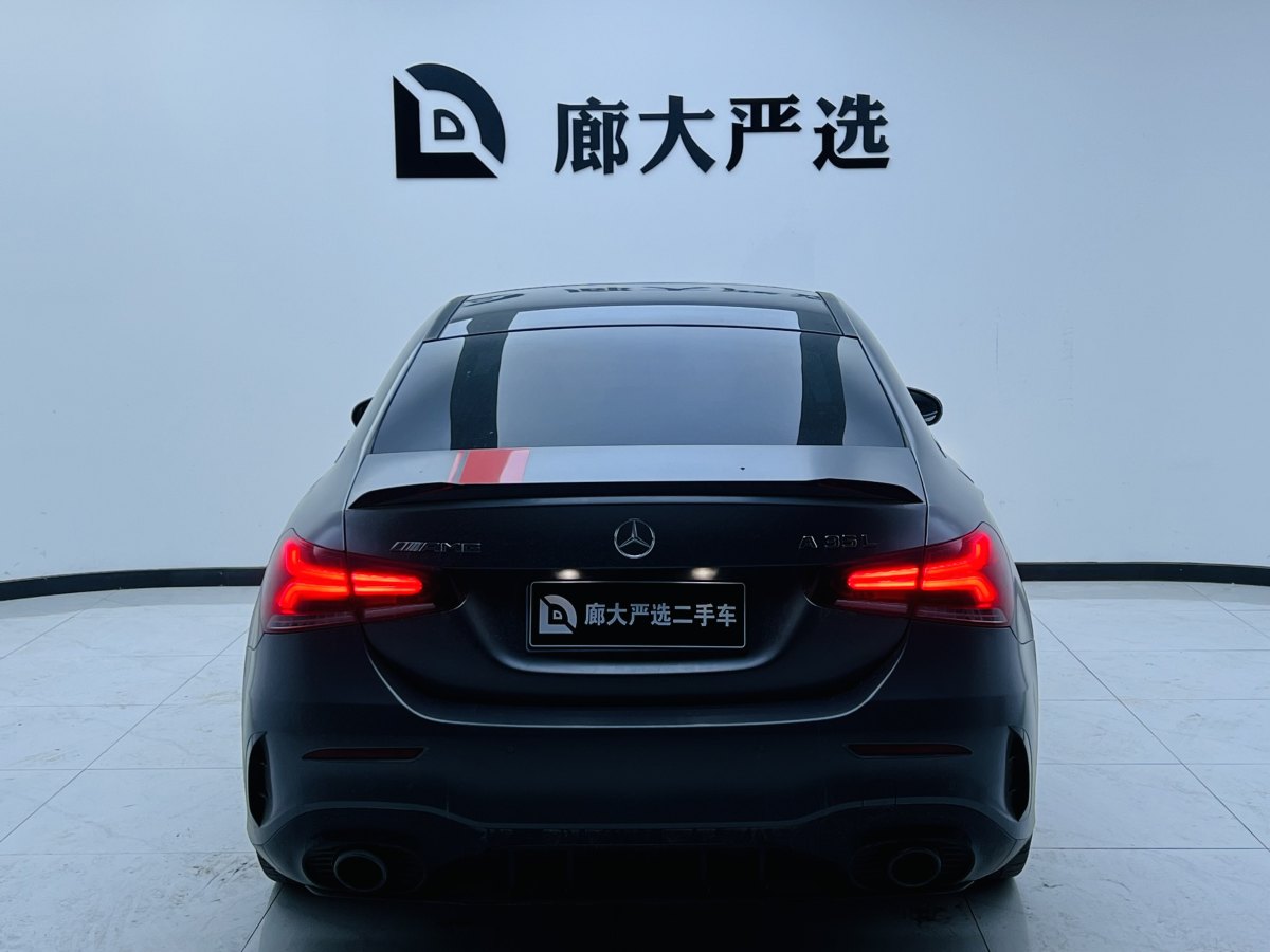 奔馳 奔馳A級(jí)AMG  2022款 AMG A 35 L 4MATIC 熾夜特別版圖片