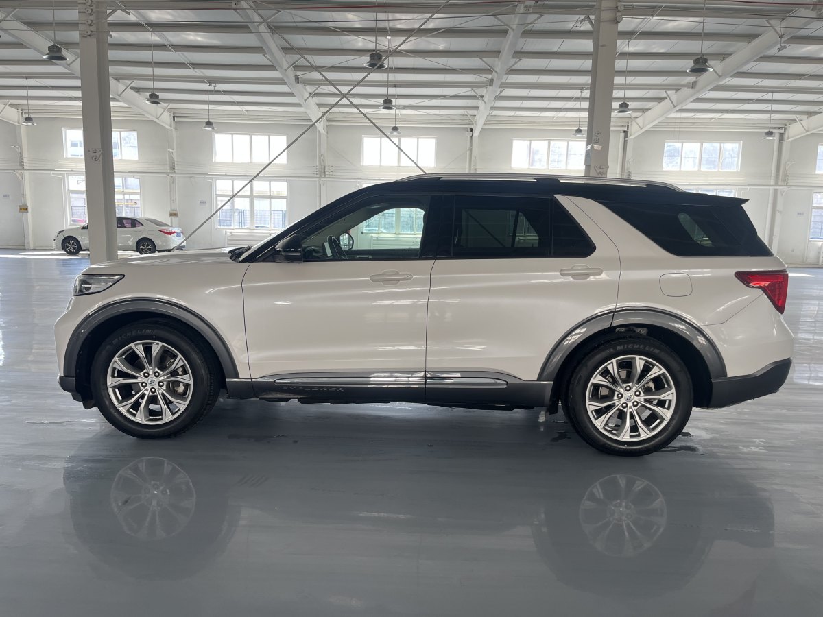 福特 探險者  2023款 EcoBoost 285 后驅(qū)風(fēng)尚版 7座圖片