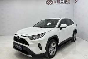 RAV4 豐田 榮放 2.0L CVT兩驅(qū)風(fēng)尚版