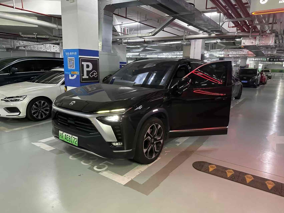 蔚來 ES8  2020款 580KM 基準(zhǔn)版 六座版圖片