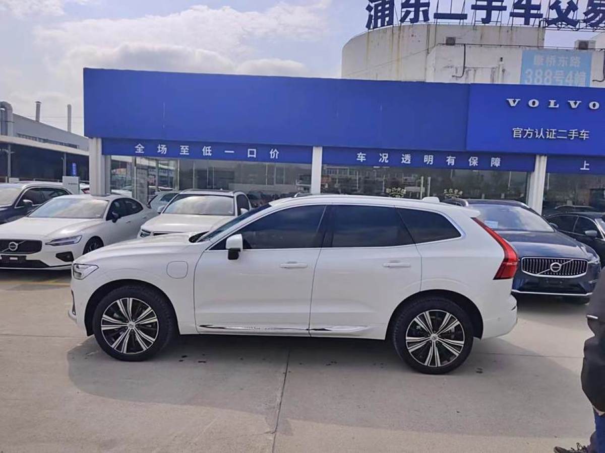 2024年3月沃爾沃 XC60新能源  2025款 插電式混動 長續(xù)航四驅(qū)智雅豪華版