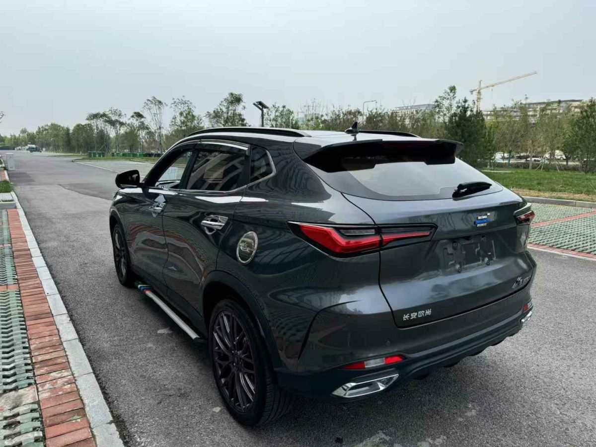 長(zhǎng)安歐尚 長(zhǎng)安歐尚X5  2021款 1.5T DCT尊貴型圖片